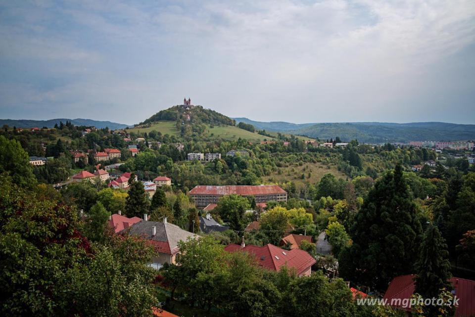 מלון Banská Štiavnica Aura מראה חיצוני תמונה