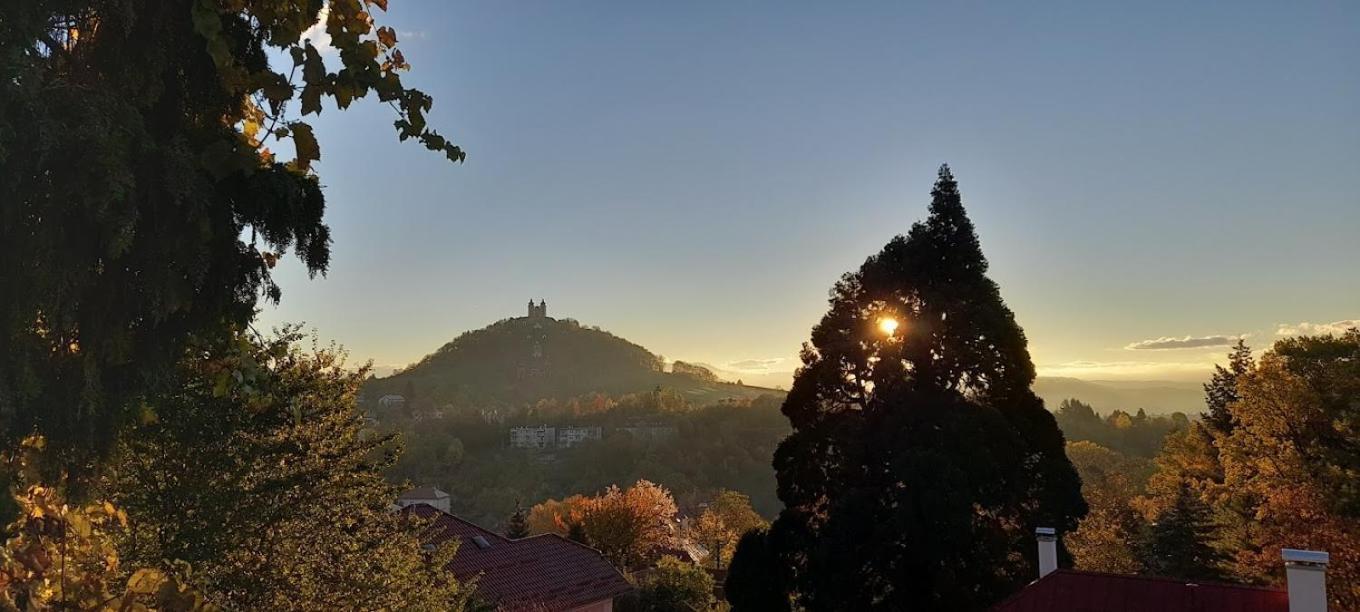 מלון Banská Štiavnica Aura מראה חיצוני תמונה